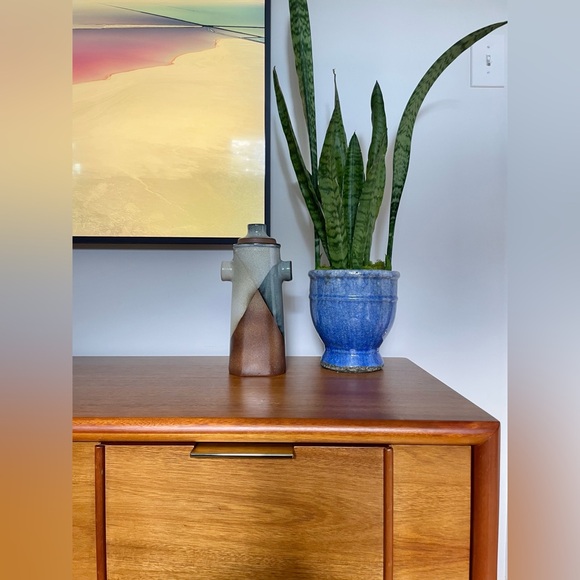 Mid Century Pottery Craft pottery fire hydrant style vase - Picture 2 of 7